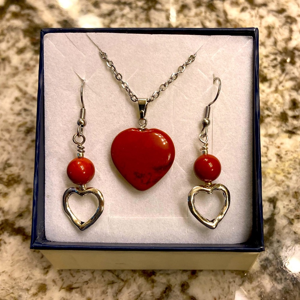 Red Jasper Heart Pendant Necklace & Earrings
